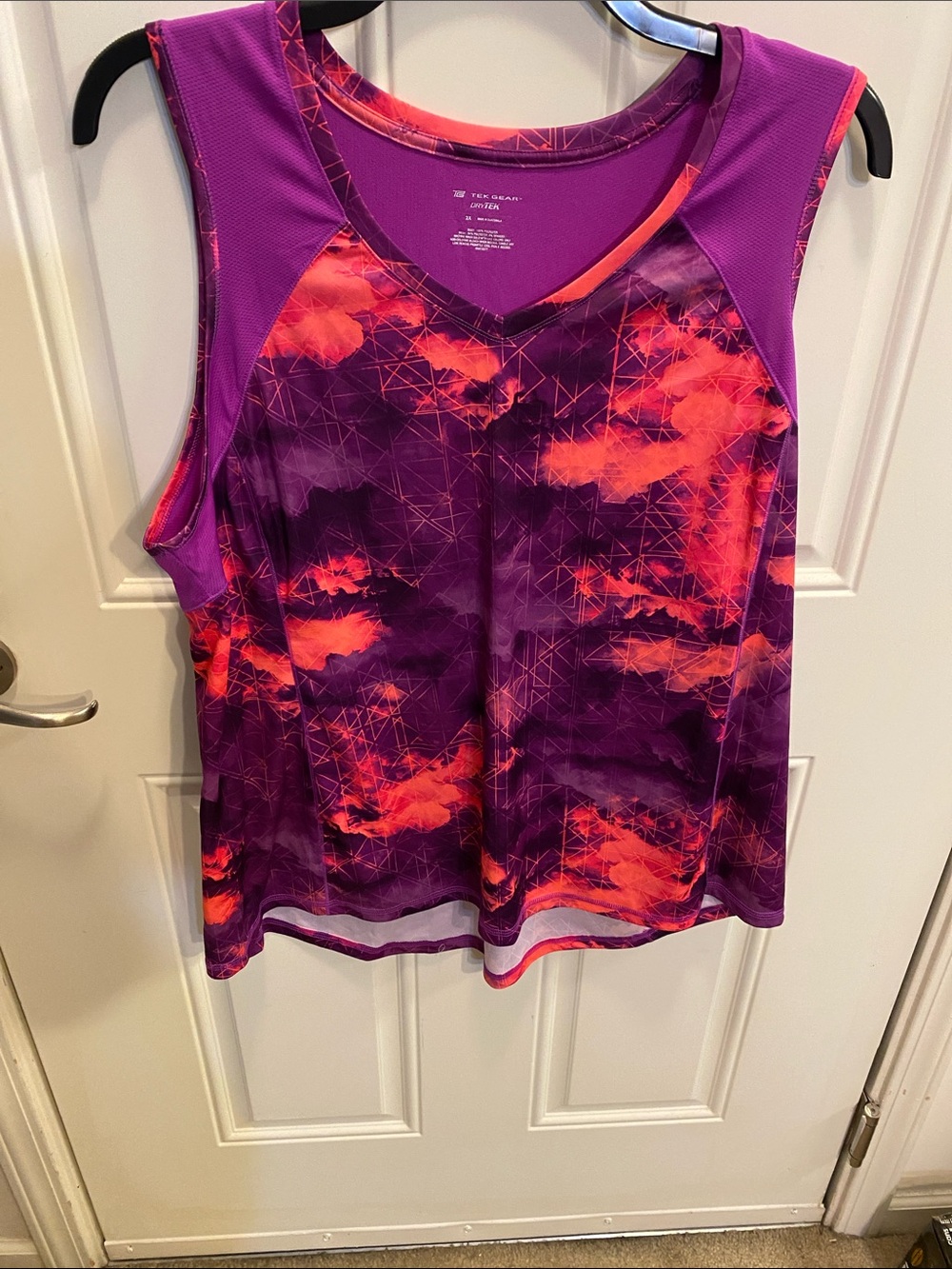 tek gear Purple & Pink V‑Neck Performance Tank